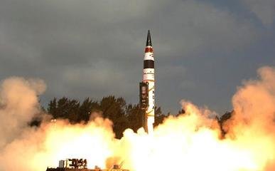 Arme nucléaire arme nucléaire